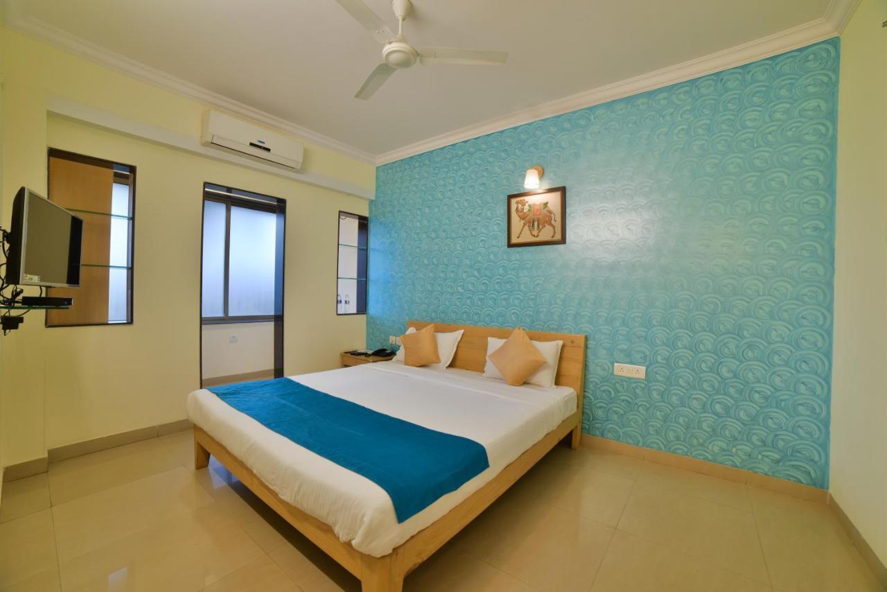 Palm Air By Goa Stays Panaji Exterior photo